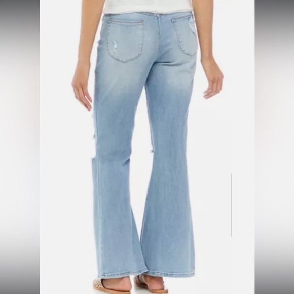 Almost Famous Flare Blue Denim - Picture 4 of 5